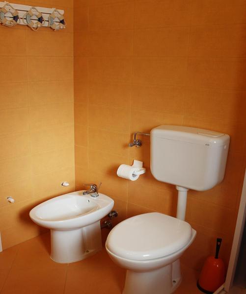 BAGNO 6