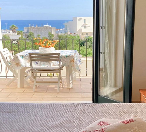 CAMERA VISTA MARE 6
